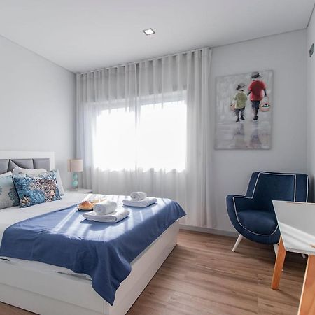 Downtown 1Br Apartment W/ Balcony By Lovelystay ปอร์โต ภายนอก รูปภาพ