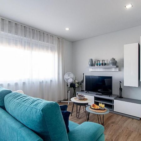 Downtown 1Br Apartment W/ Balcony By Lovelystay ปอร์โต ภายนอก รูปภาพ