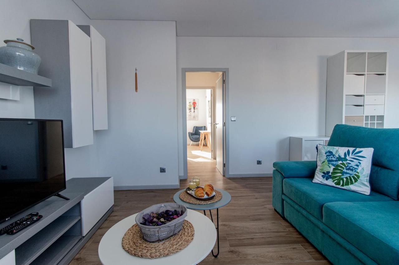 Downtown 1Br Apartment W/ Balcony By Lovelystay ปอร์โต ภายนอก รูปภาพ