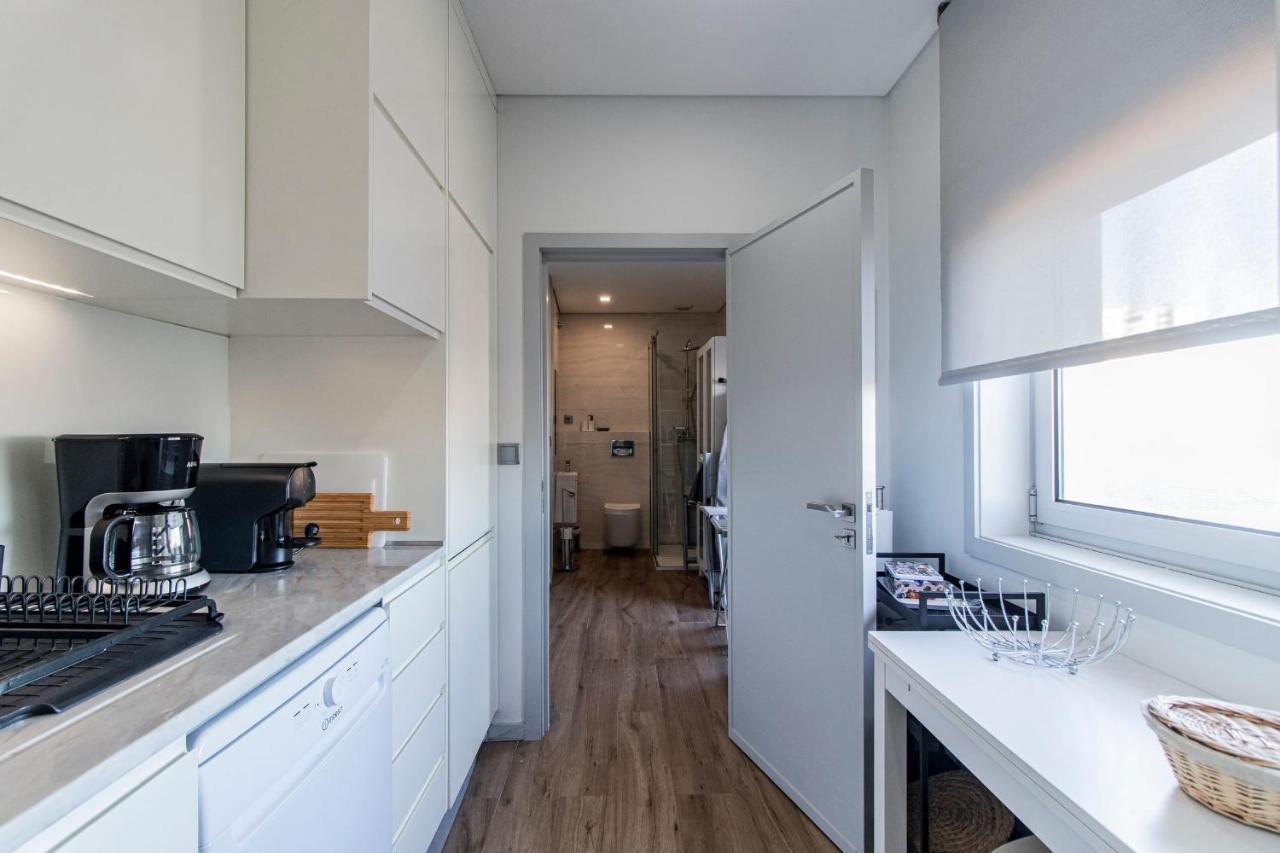 Downtown 1Br Apartment W/ Balcony By Lovelystay ปอร์โต ภายนอก รูปภาพ