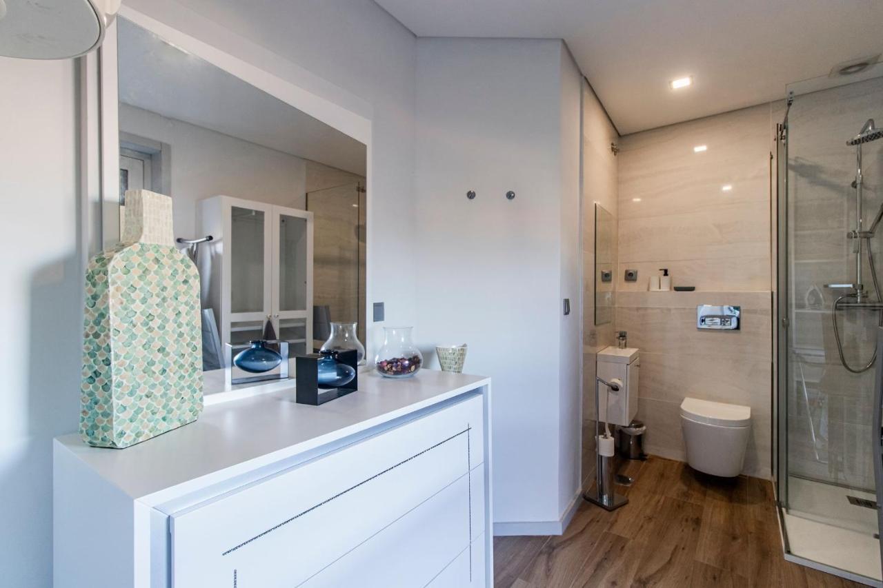 Downtown 1Br Apartment W/ Balcony By Lovelystay ปอร์โต ภายนอก รูปภาพ